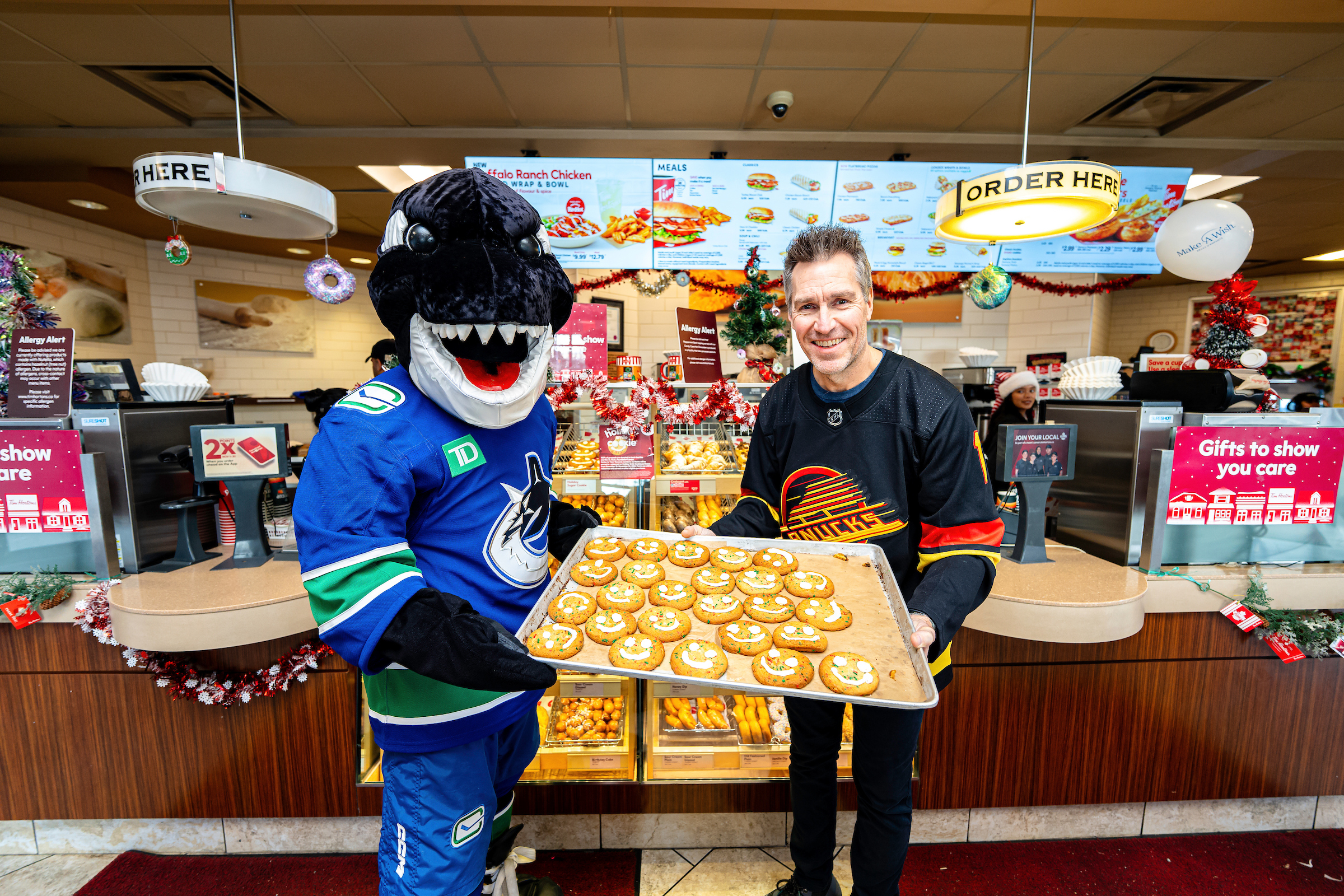 111824 Tim Hortons Smile Cookie @ Bridgeport – Jones-92